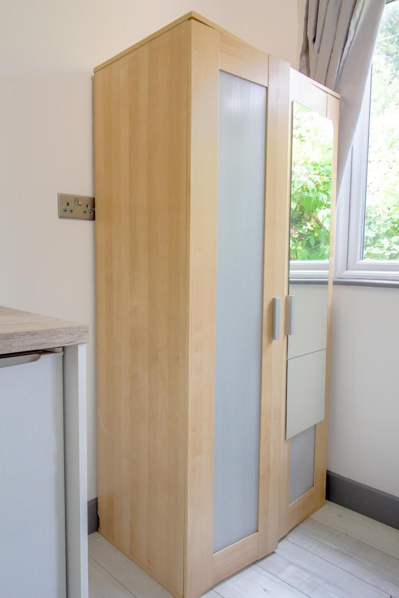 London Elegant New Studio Экстерьер фото